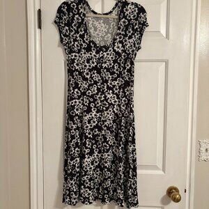 Black & white floral dress, Medium